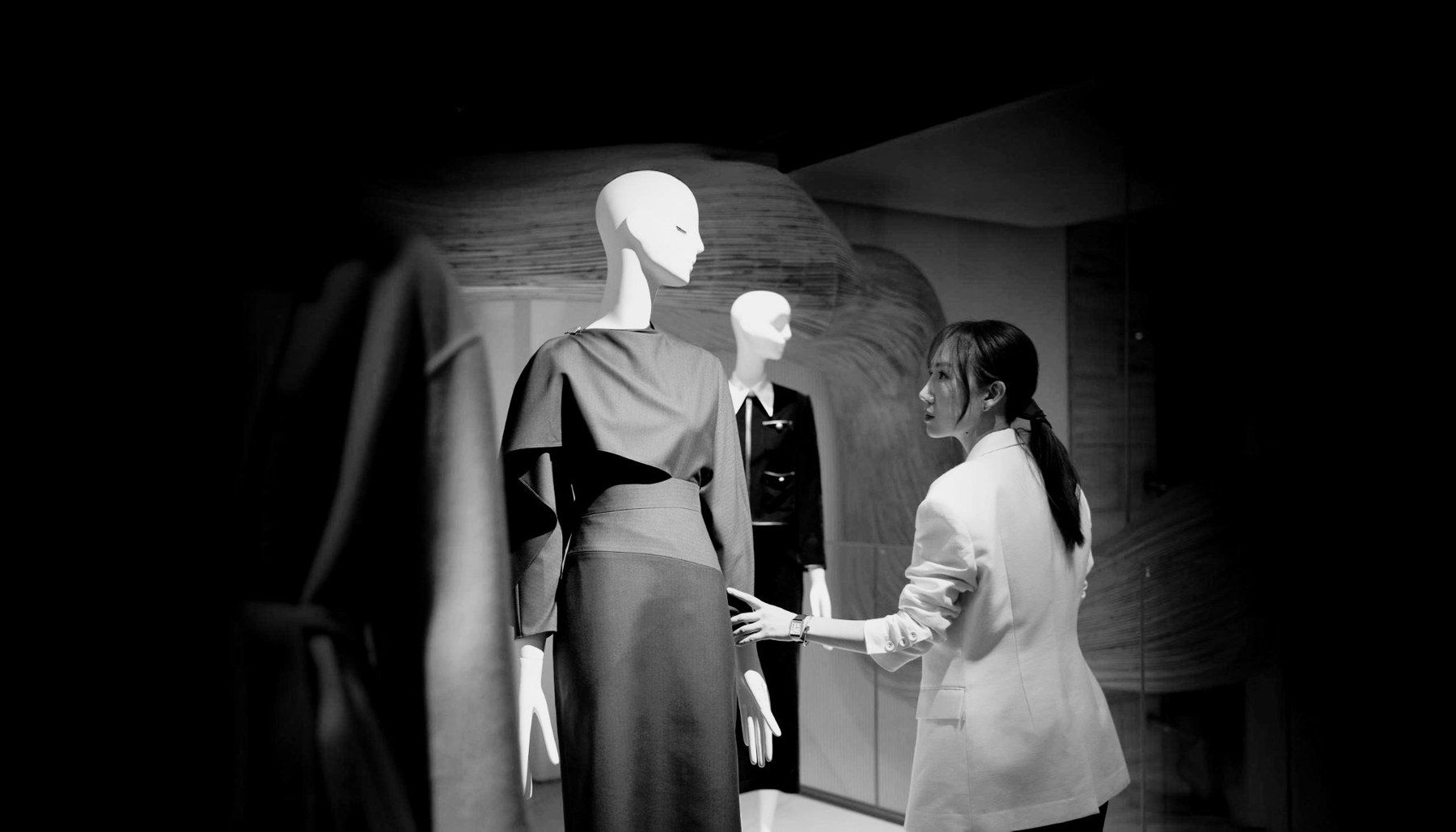 Exploring silhouettes and refining designs at D.CHIC.